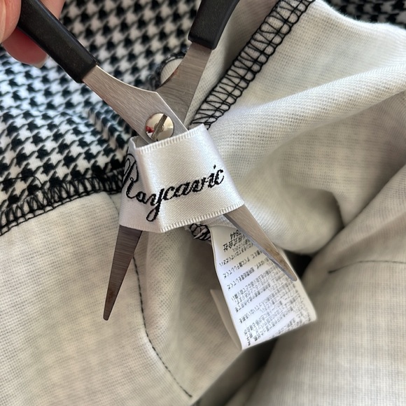 Raycavic houndstooth Japanese shorts with skirt overlay- large- item 1816 - Picture 8 of 10